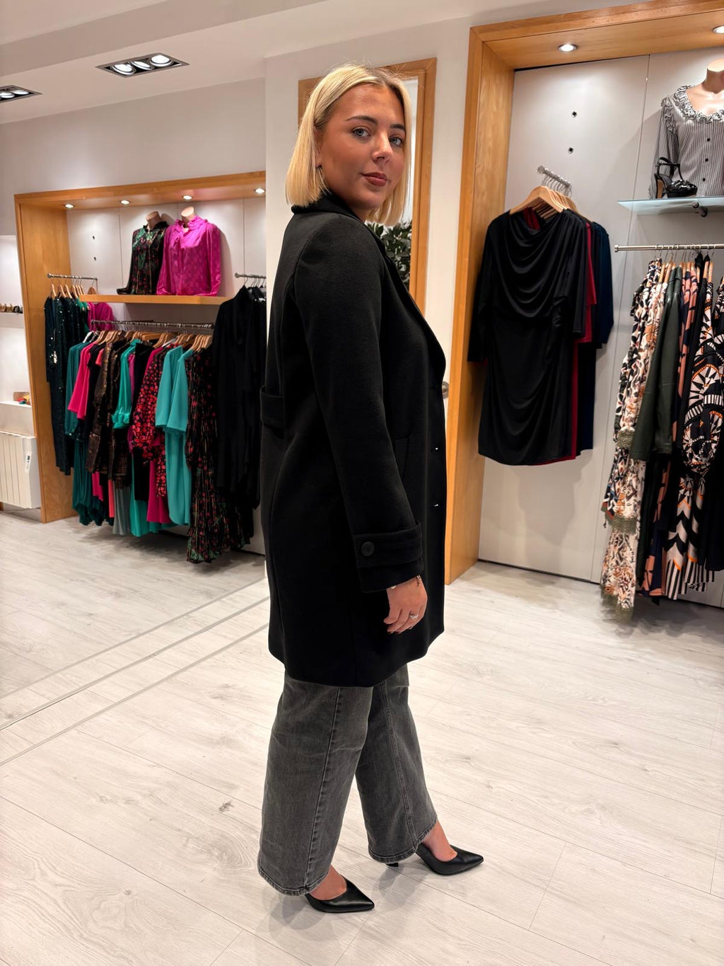 Arggido Classic Black Coat