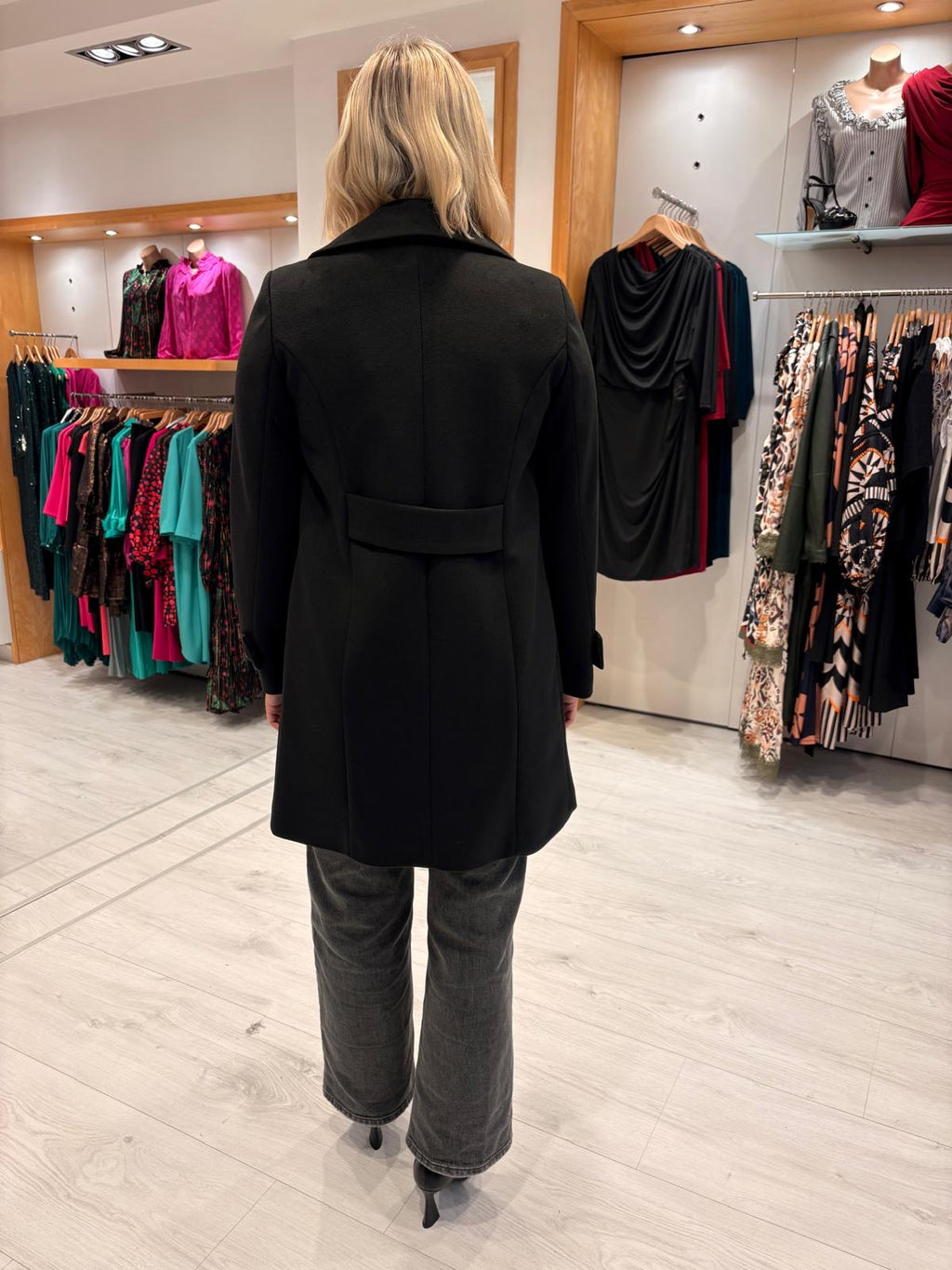 Arggido Classic Black Coat