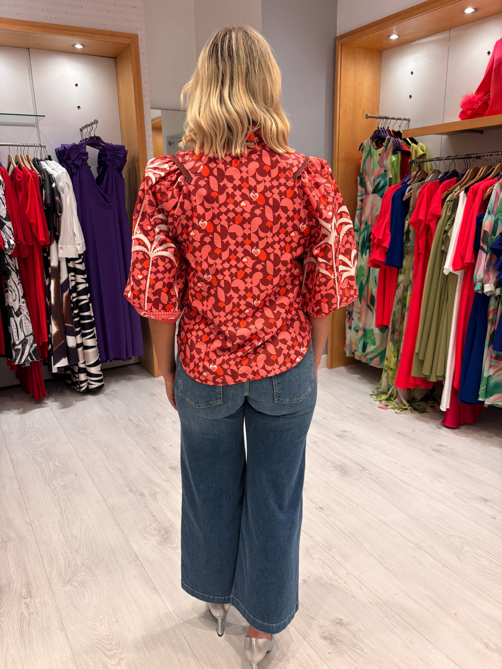 Emily Lovelock Cranberry Heart Shirt