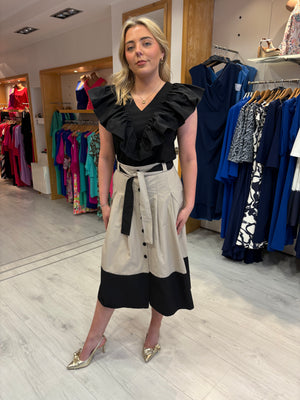 Arggido Black and Beige Skirt and Top Set