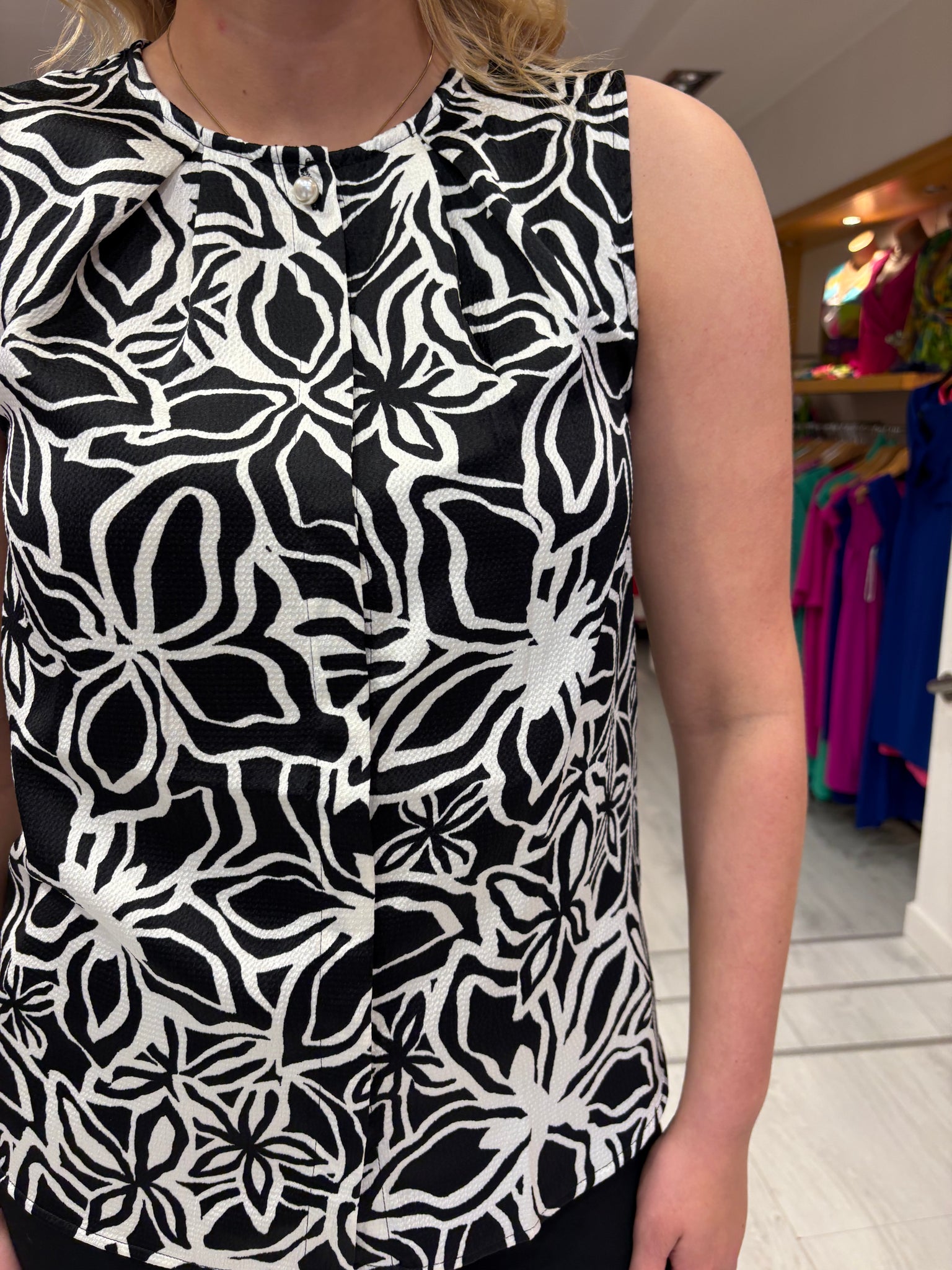 Kaffe Black and White Sleeveless Top