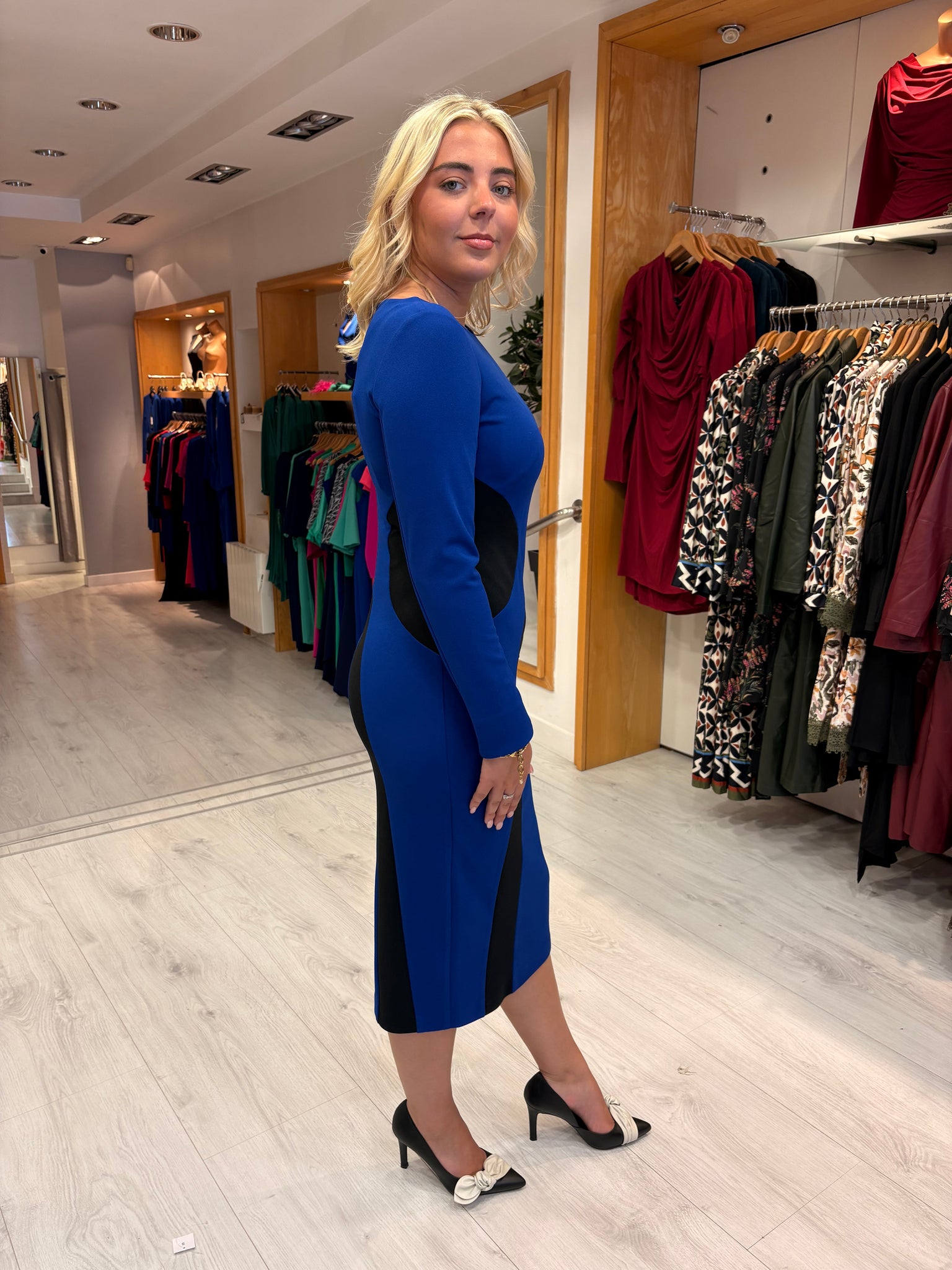 Arggido Royal Blue & Black Panel Bodycon Dress