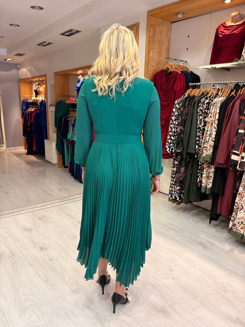 Carla Ruiz Emerald Pleated Midi Dress with Belted Waist