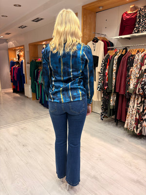 This Girls Curiosity Blue Print Top