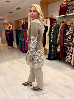 Hv Polo Beige and Cream Fringed Knit Cardigan