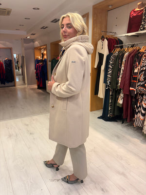 Hv Polo Cream Coat with Detachable Inner layer