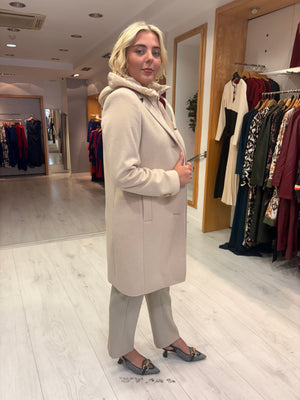 Hv Polo Cream Coat with Detachable Inner layer