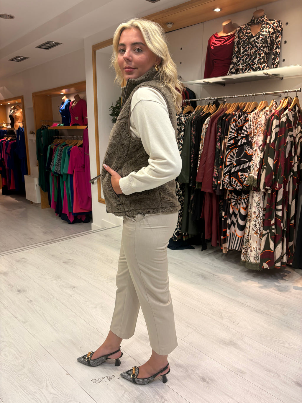 Hv Polo Khaki Faux-Fur Zip Gilet