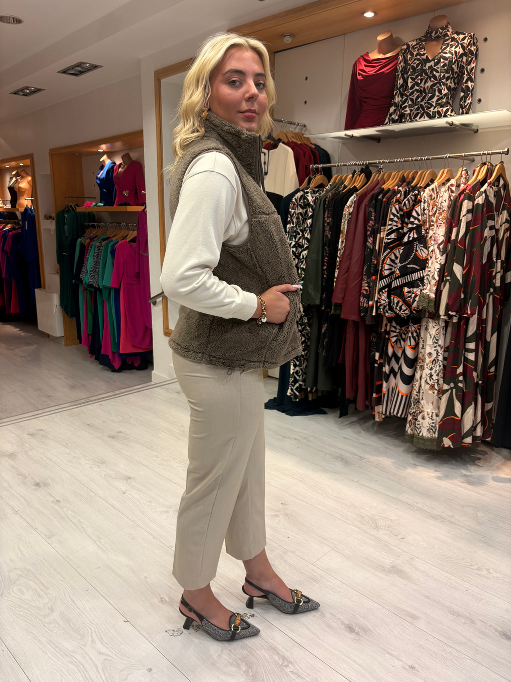 Hv Polo Khaki Faux-Fur Zip Gilet