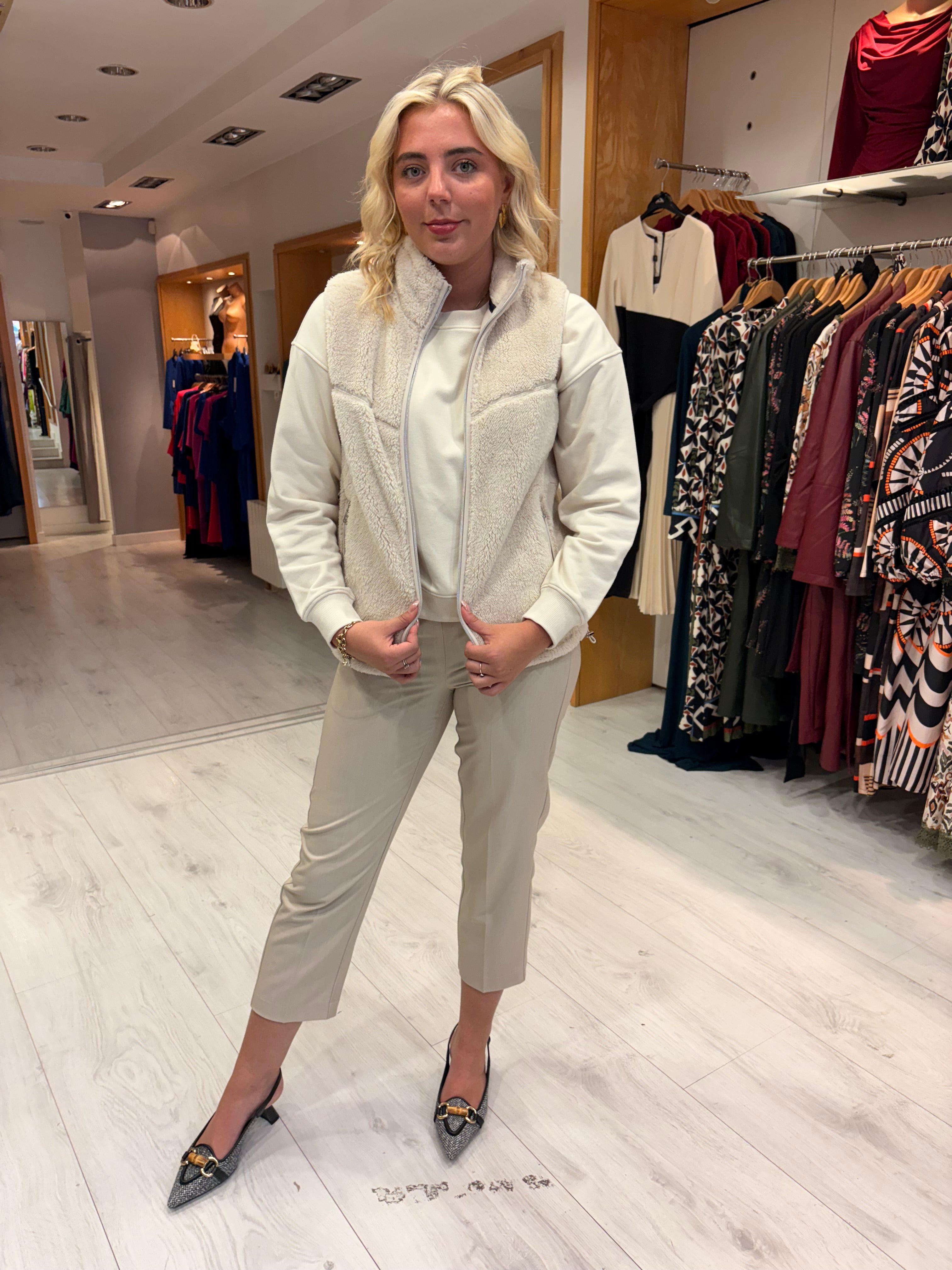 Hv Polo Cream Faux-Fur Zip Gilet