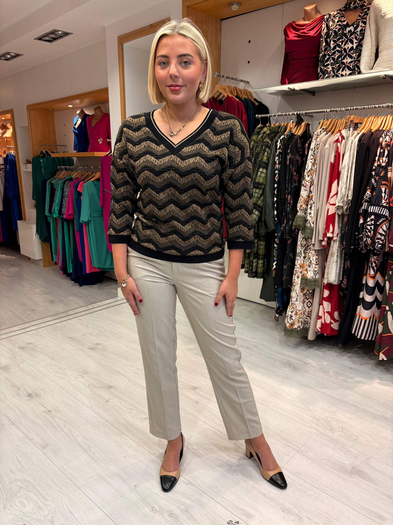 Smashed Lemon Black & Gold Wave Knit Top