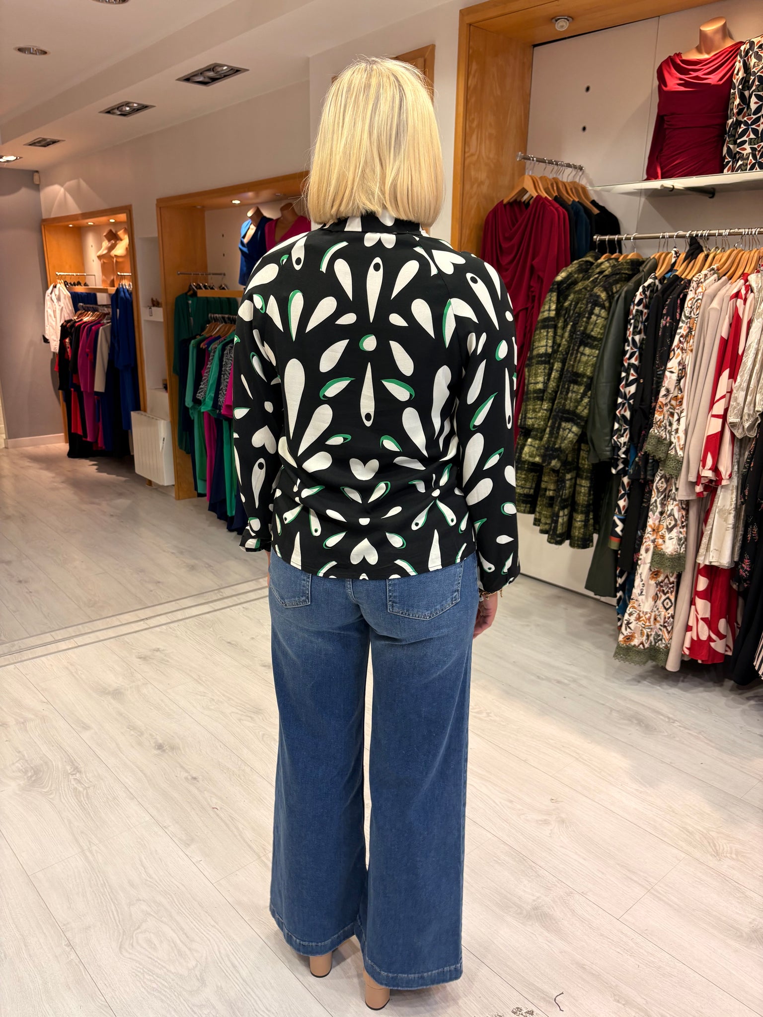 Smashed Lemon Black & White Abstract Print Blouse
