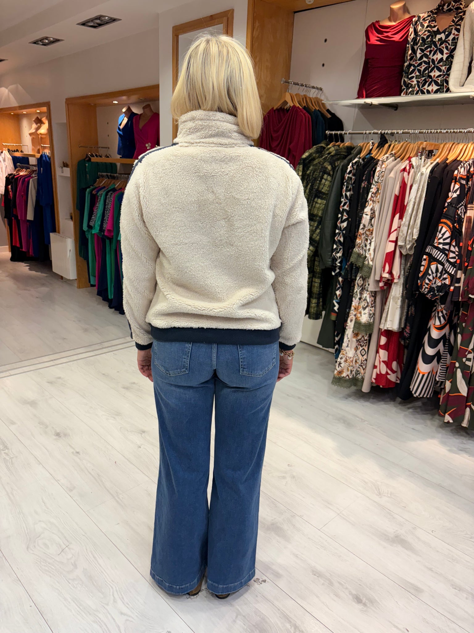 HV Polo Cream Half-Zip Fleece