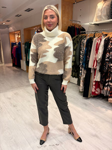 K Design Cream & Taupe Abstract Knit Jumper