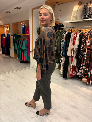 K Design Camel & Black Geometric Print Blouse