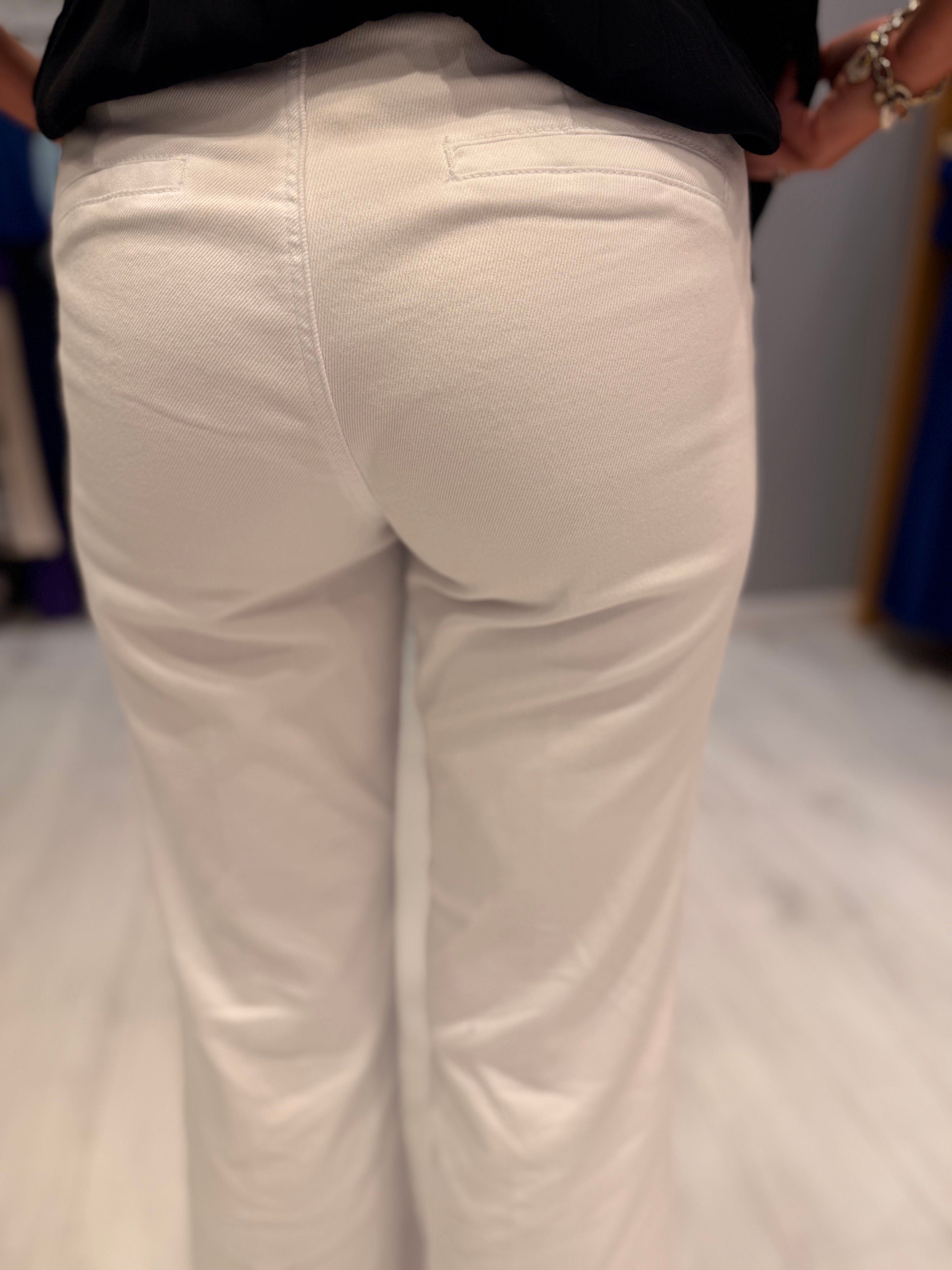 My Essential Wardrobe White Lara Jean