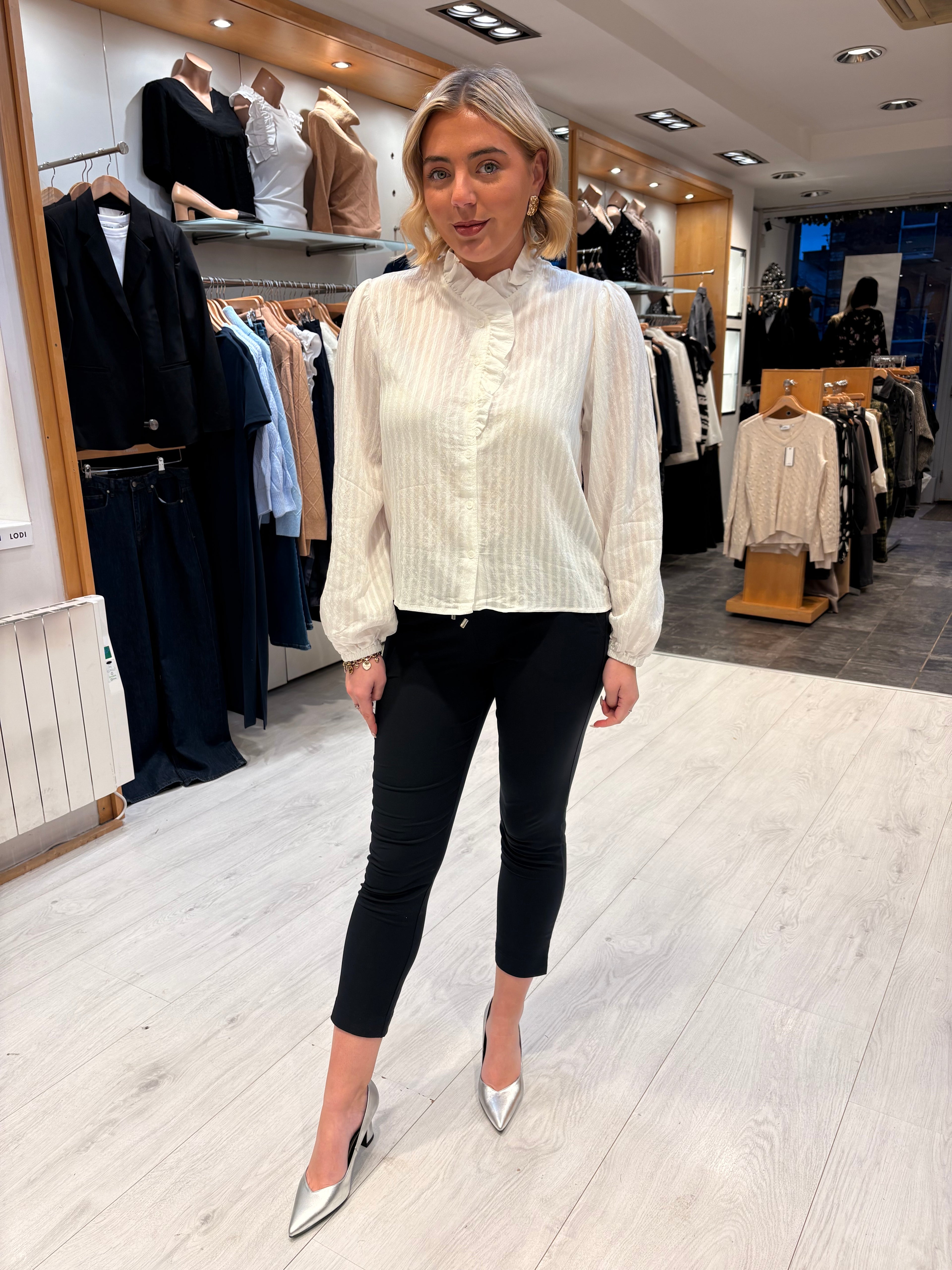 Me & Co Navy Penny Pants 7/8 Leg
