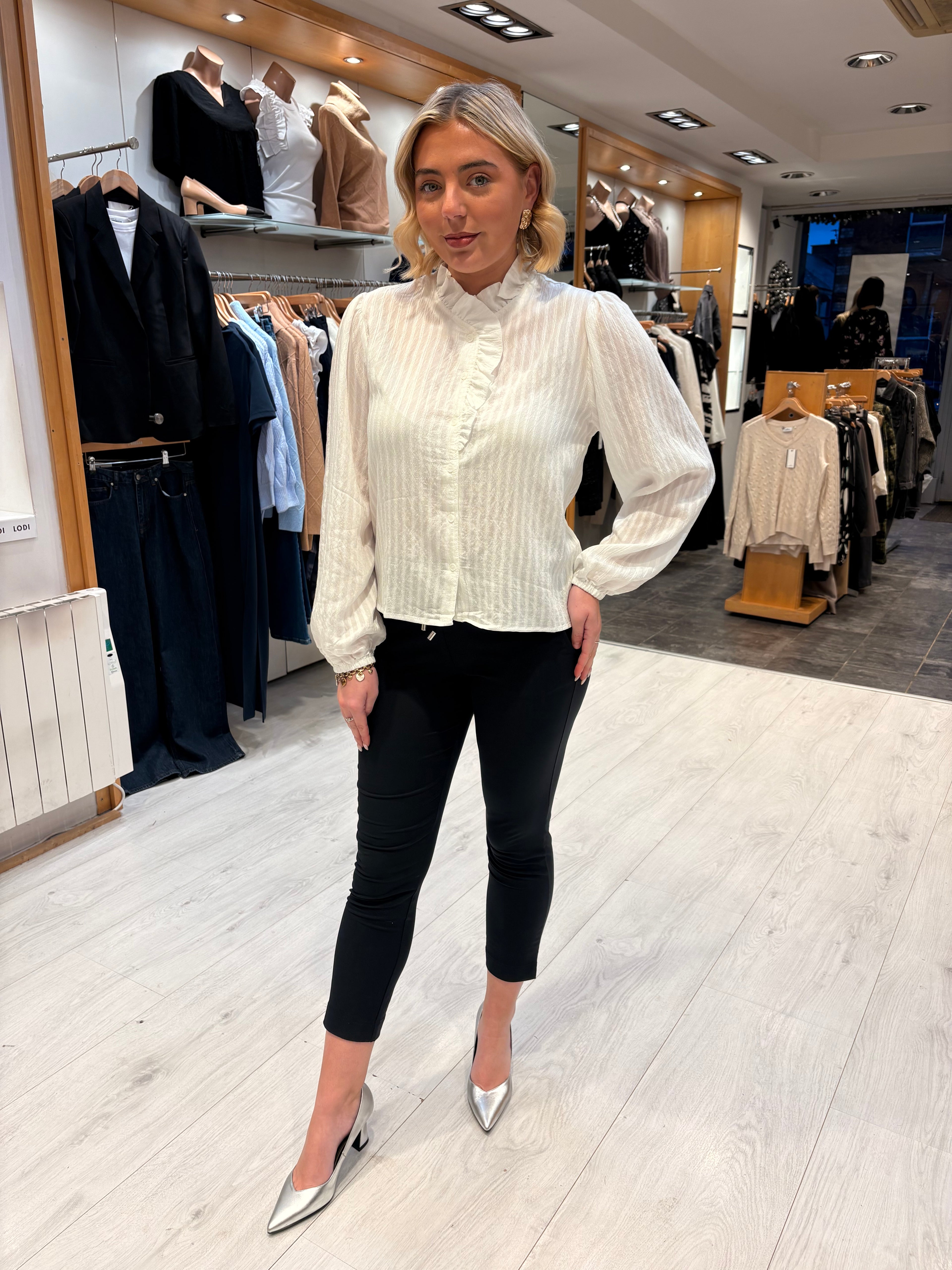 Me & Co Navy Penny Pants 7/8 Leg
