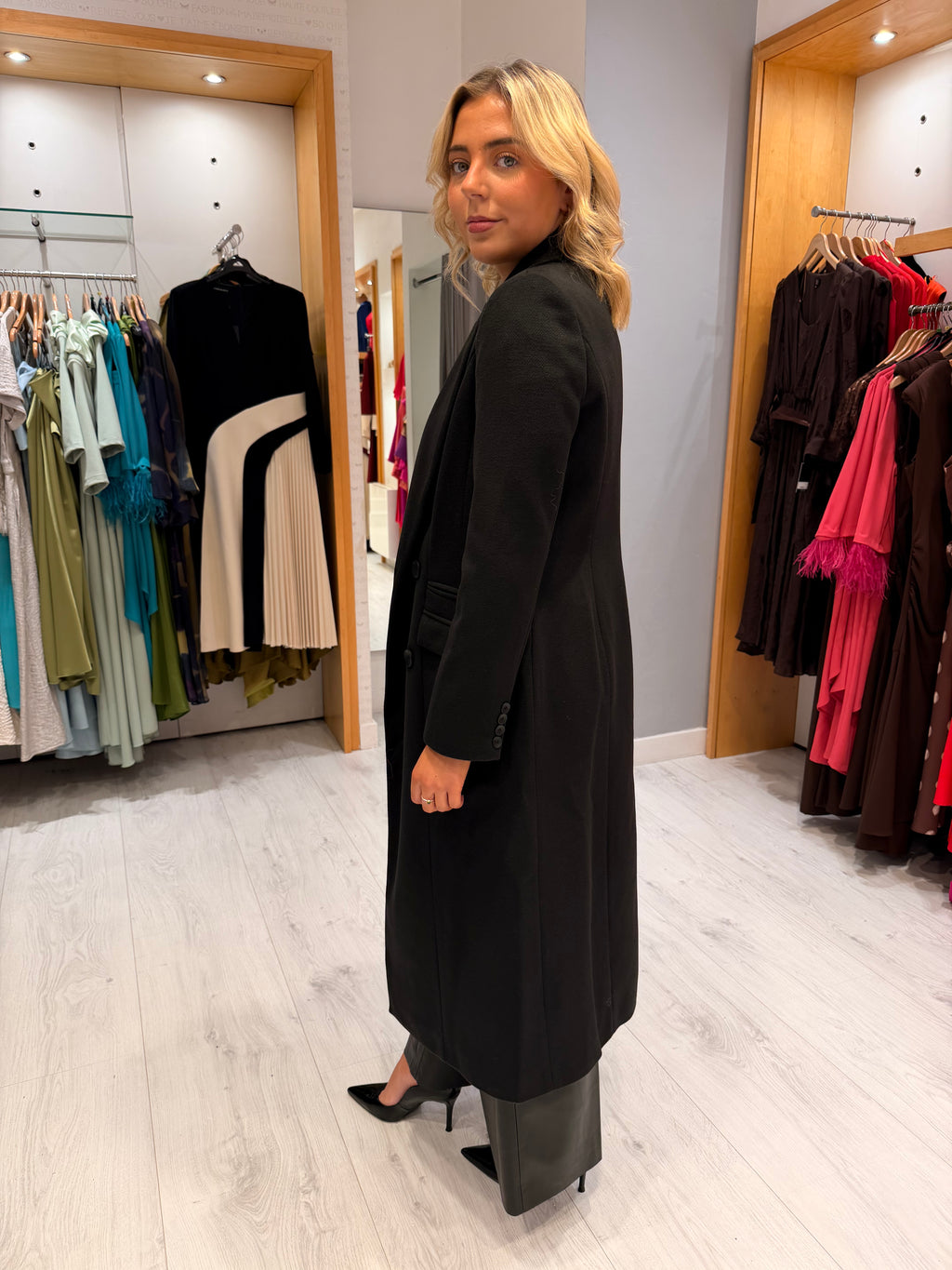 Arggido Black Double-Breasted Long Coat