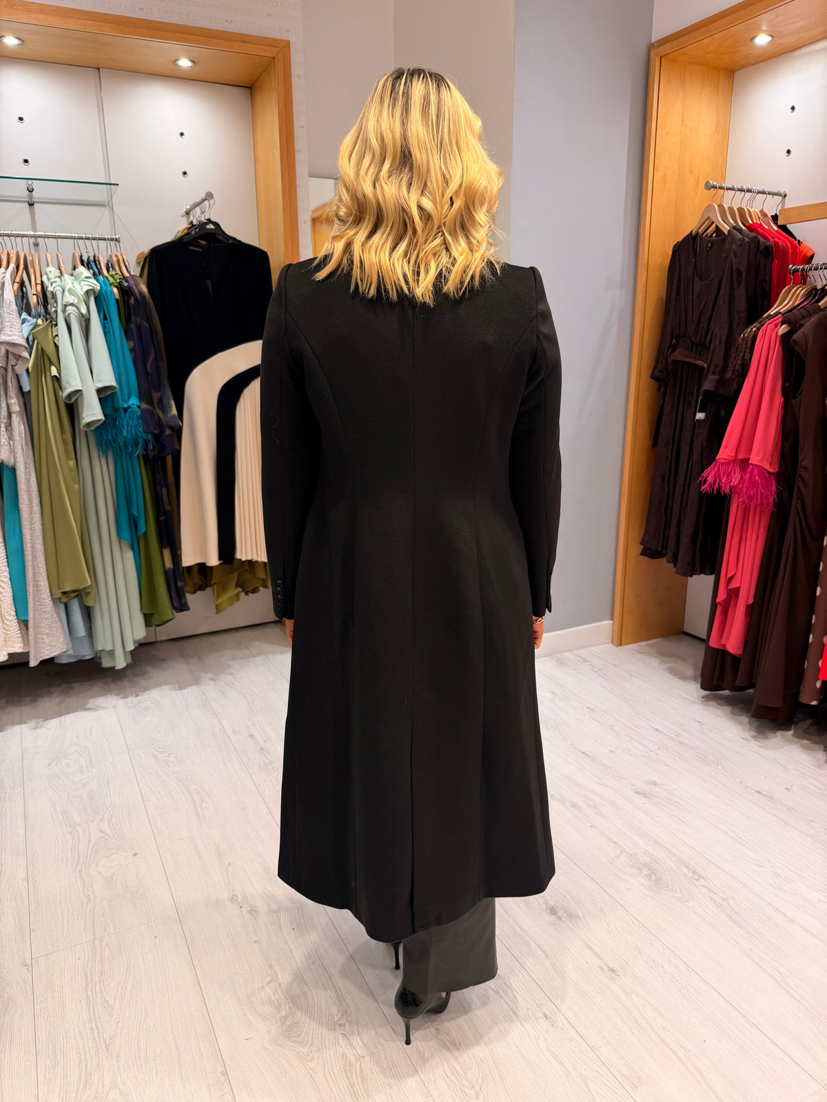 Arggido Black Double-Breasted Long Coat