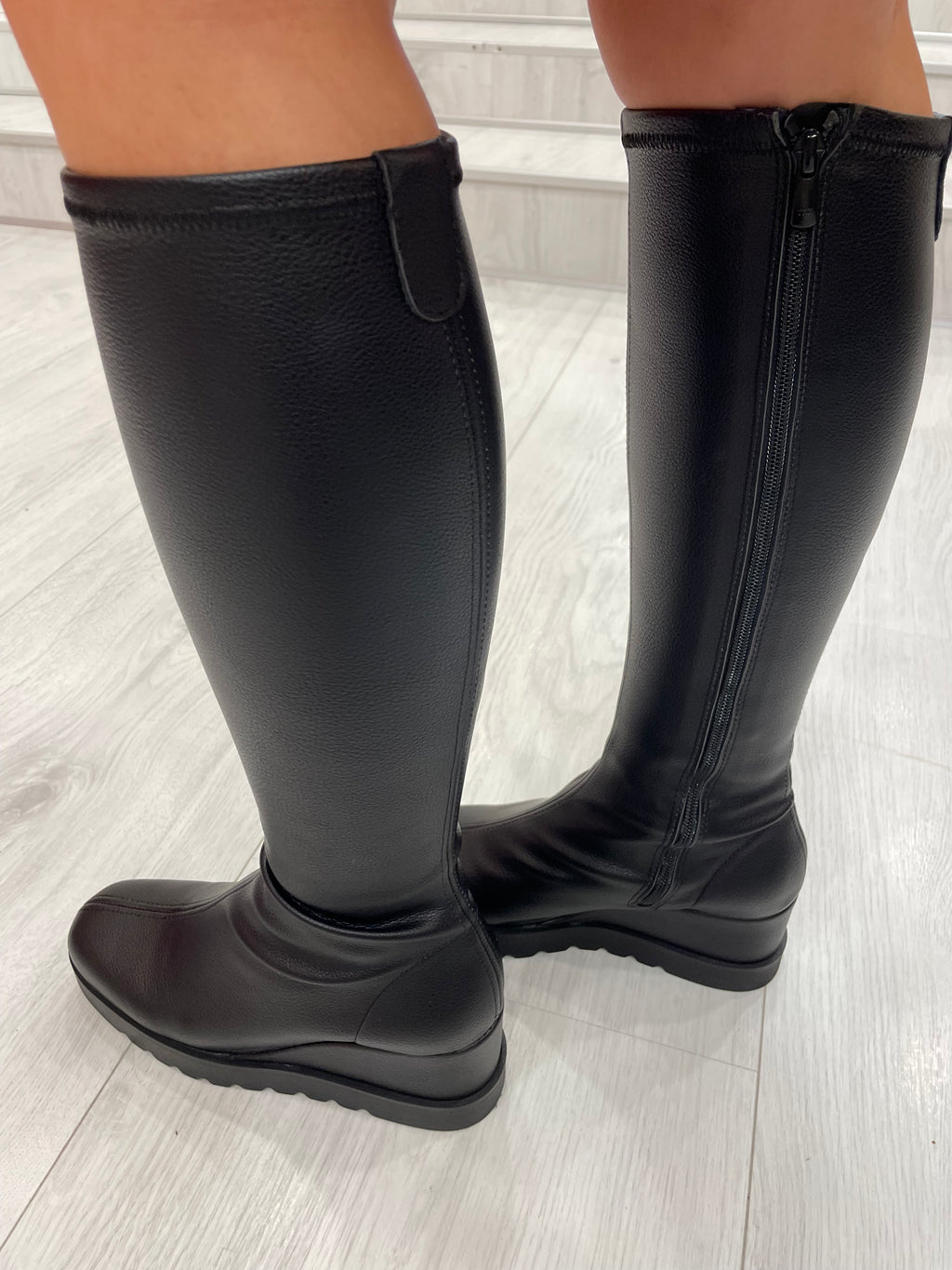 Viguera Leather Look Knee High Boots
