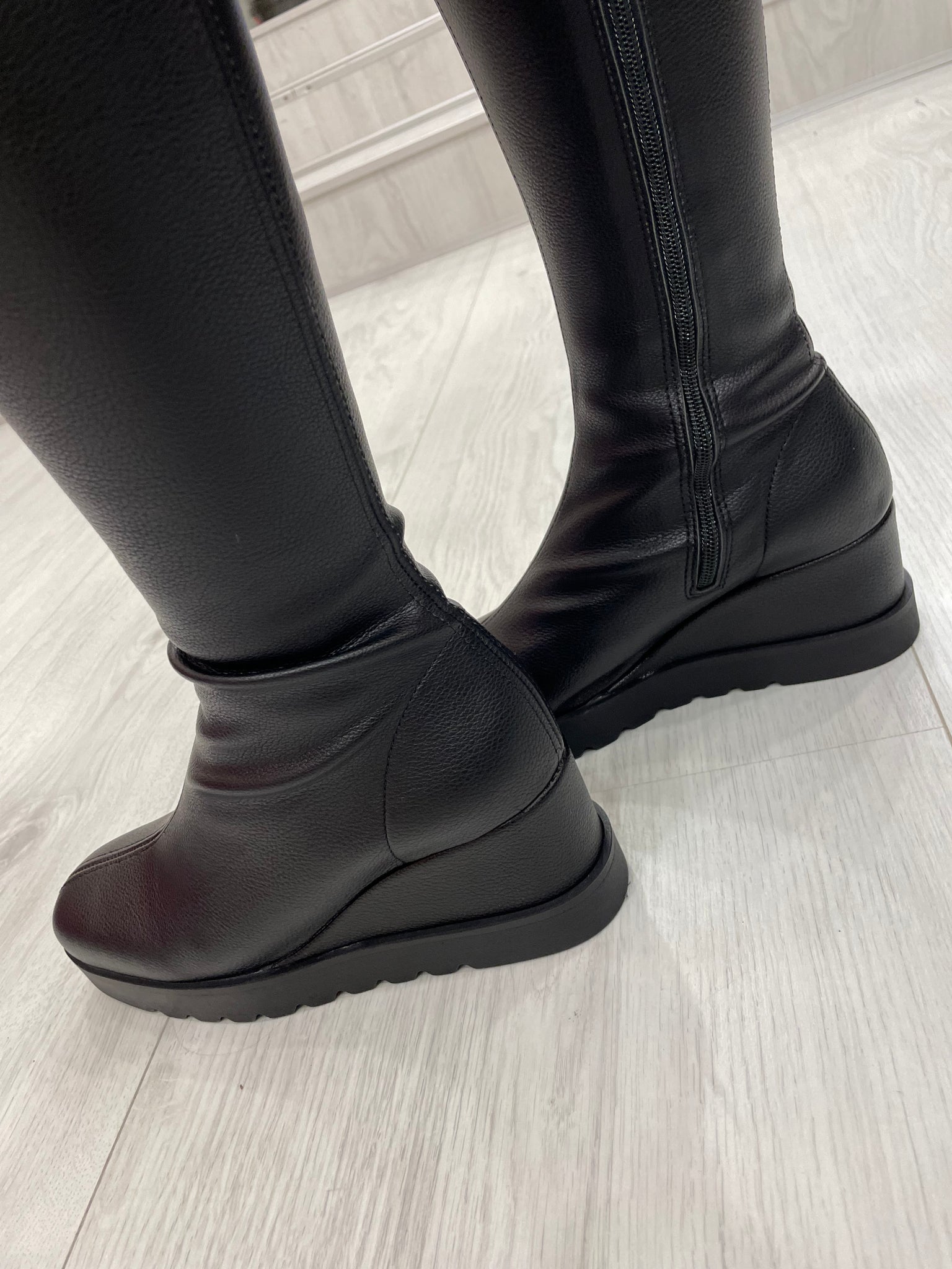 Viguera Leather Look Knee High Boots