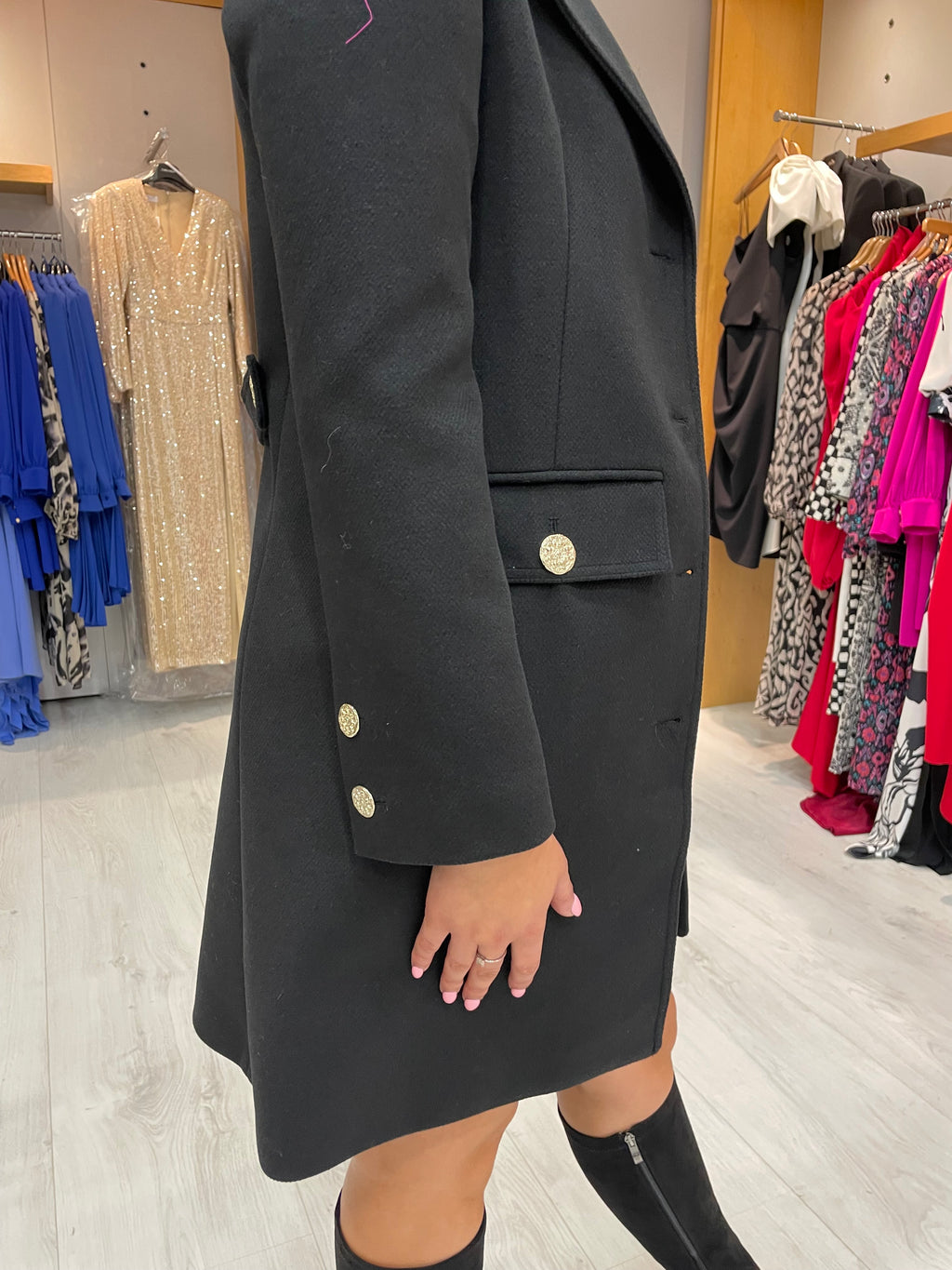 Arggido Black Coat