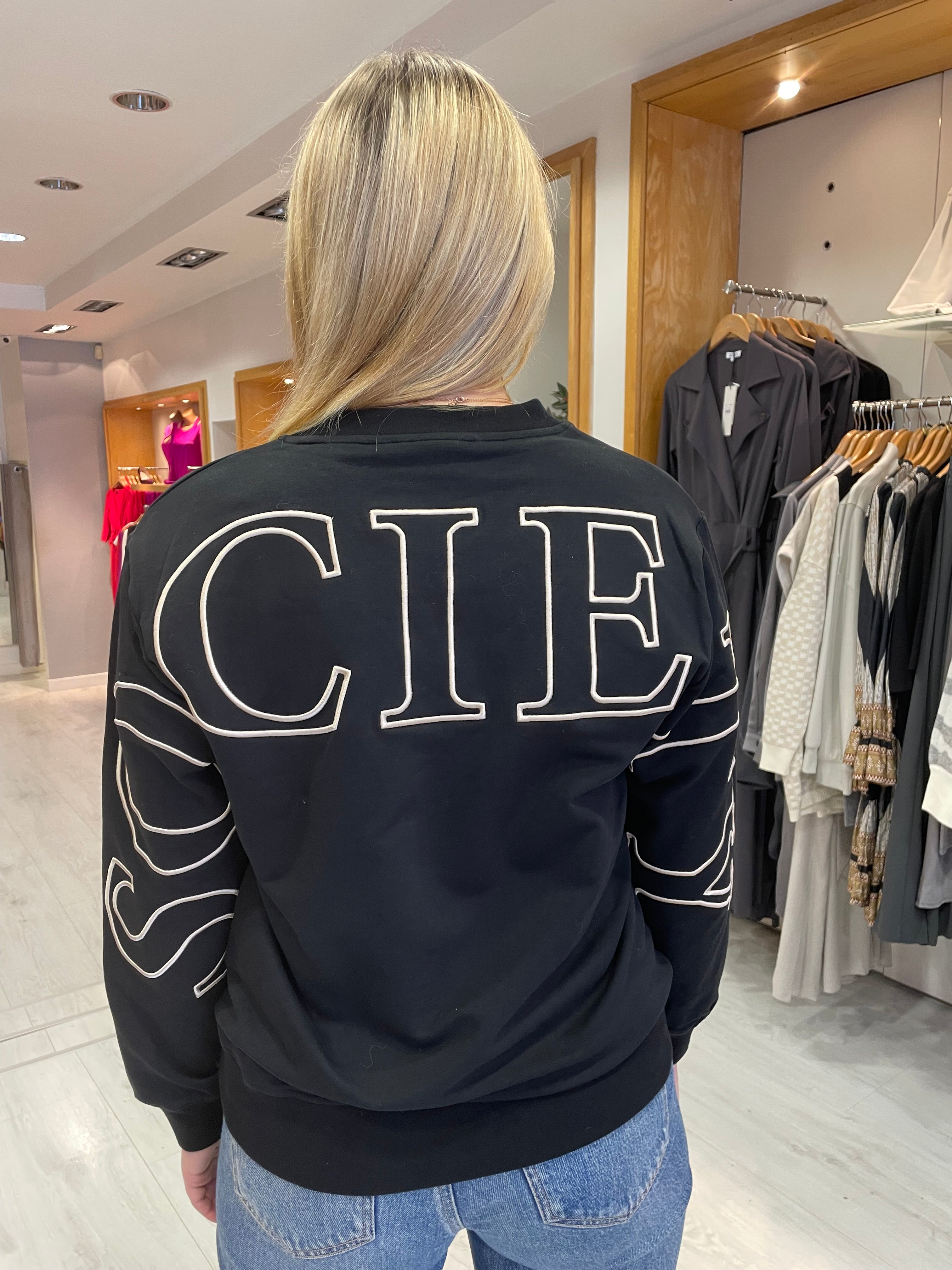 HV Polo Black Zana Crew Neck Sweater