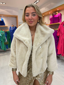 Carla Ruiz Cream Fur Coat