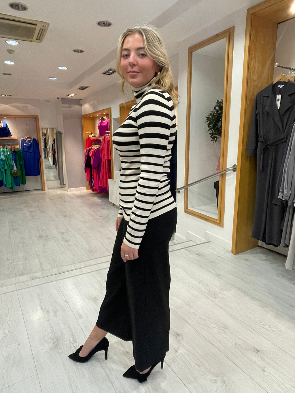 Soaked In Luxury Corinne Black Crop Wide Leg Trousers