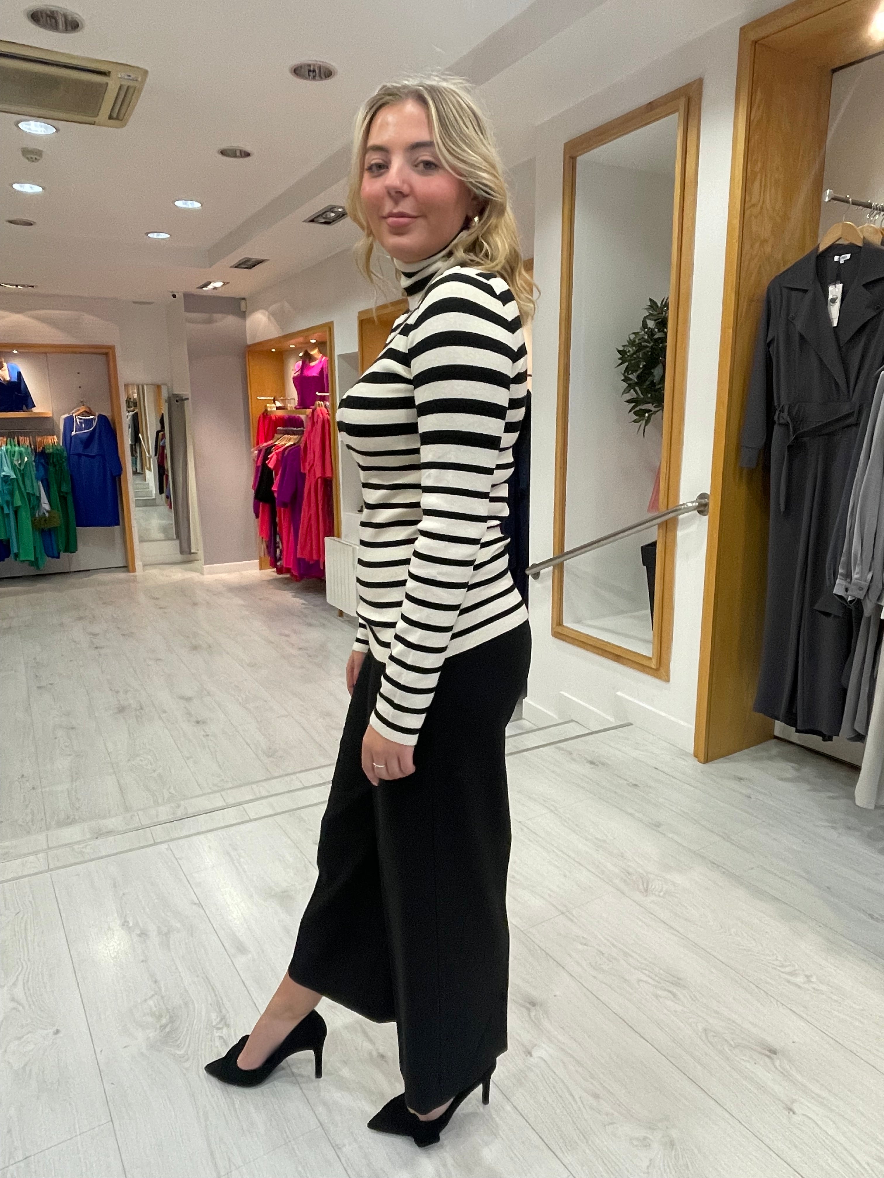 Soaked In Luxury Corinne Black Crop Wide Leg Trousers