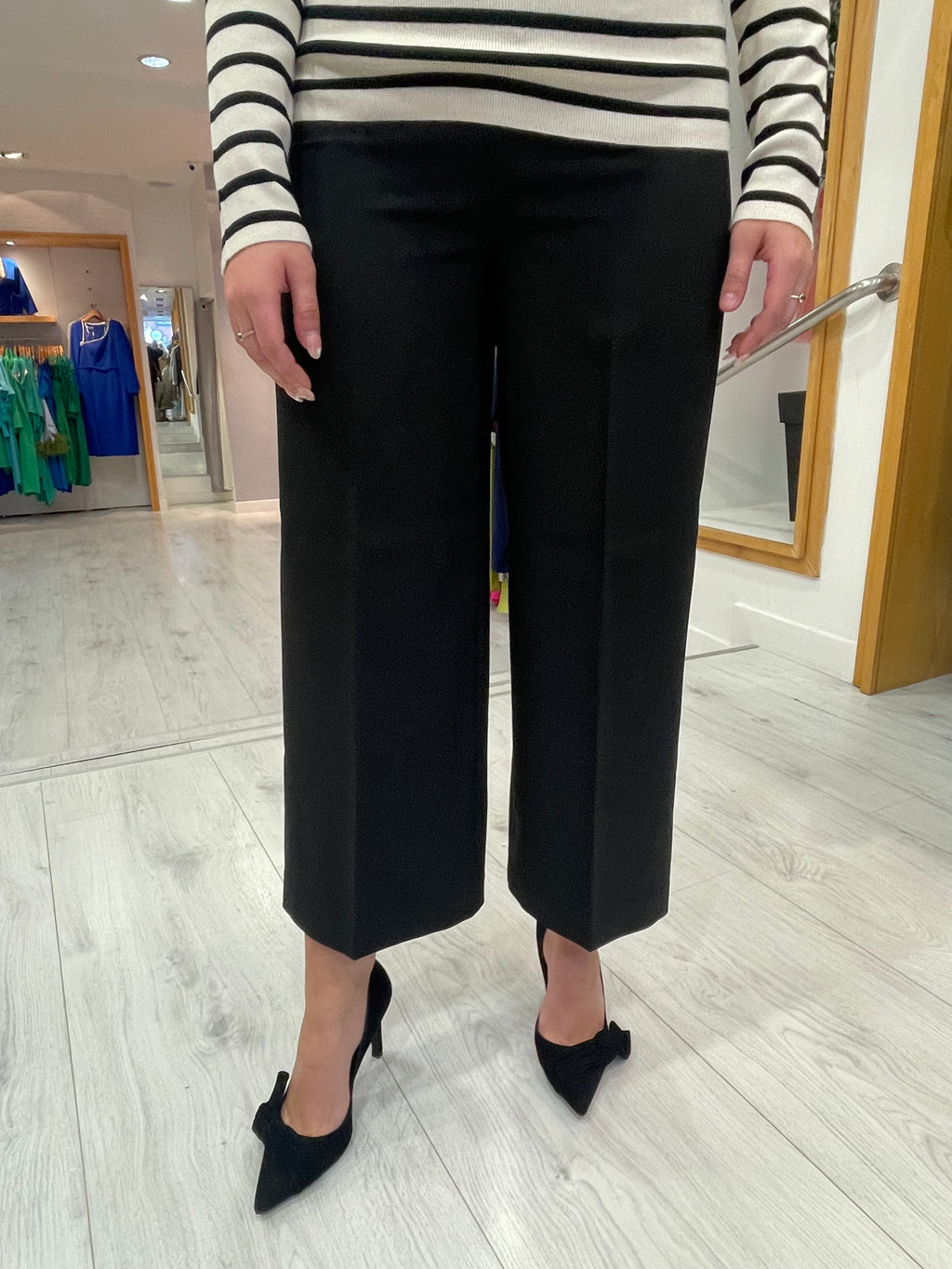 Soaked In Luxury Corinne Black Crop Wide Leg Trousers