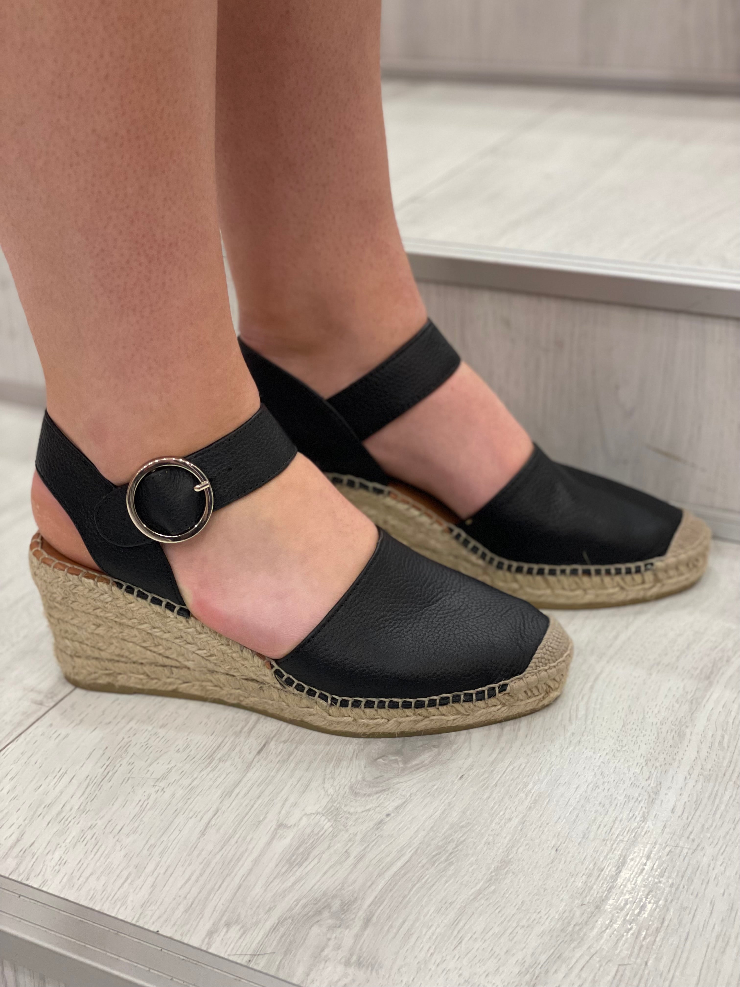 Viguera Black Mars Wedge