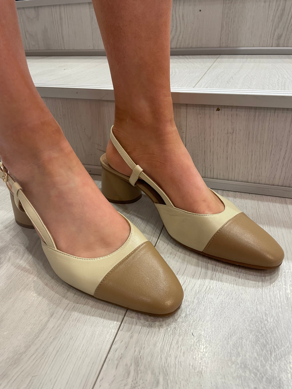 Lodi Beige and White Pump