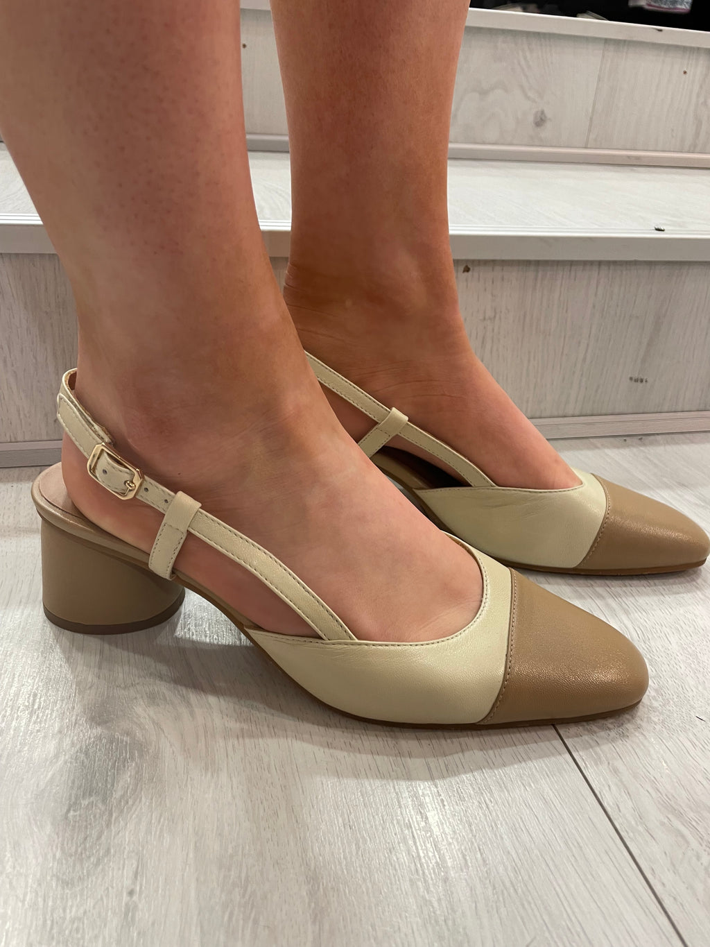 Lodi Beige and White Pump