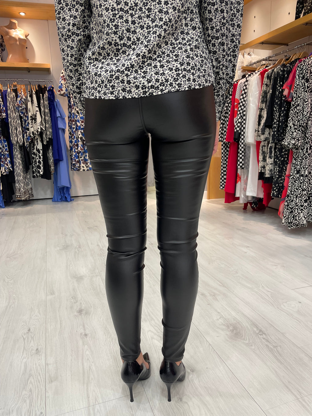 Kaffe Black Leather Look Leggings