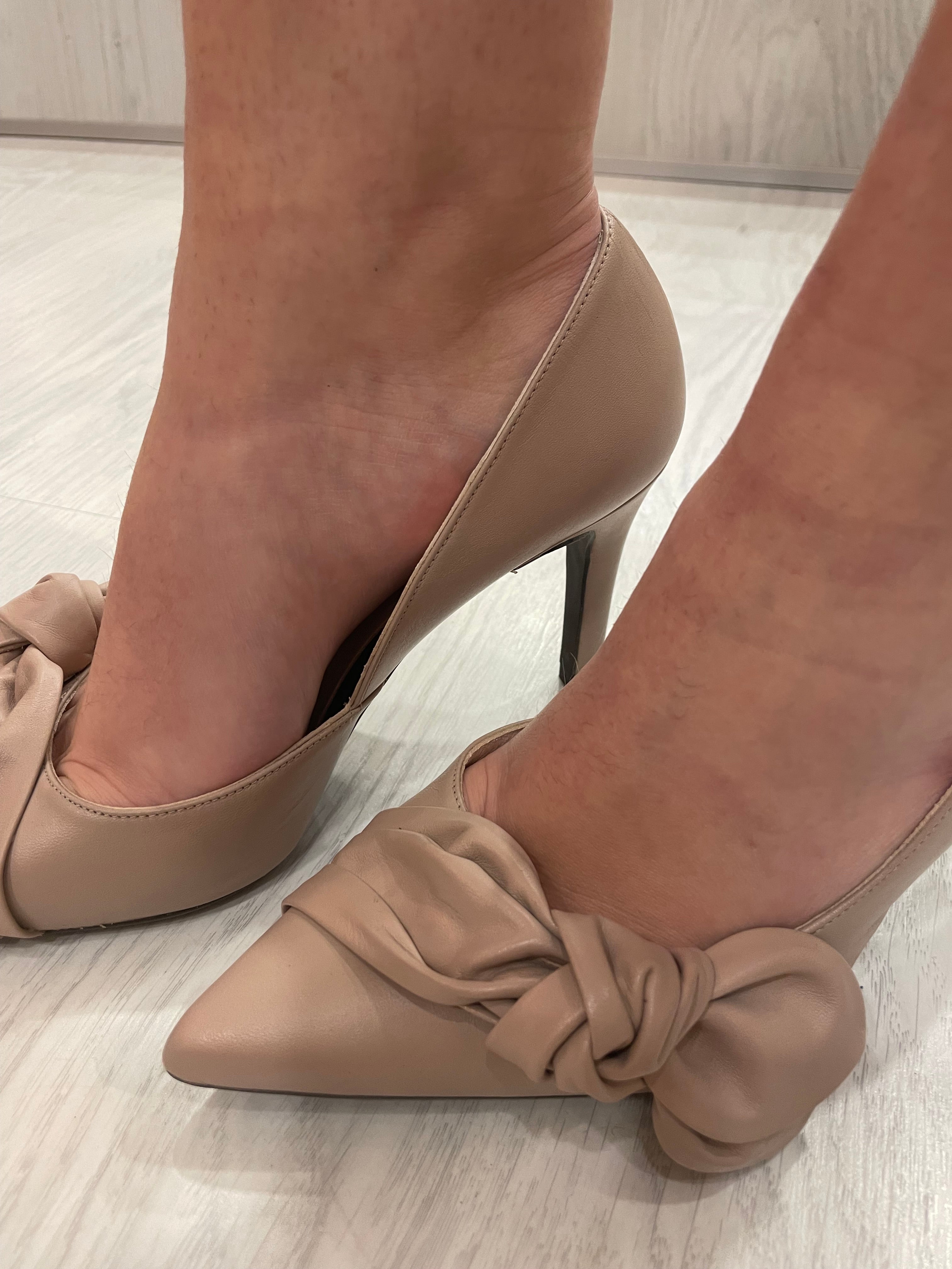 Lodi Nude Leather Bow Heel