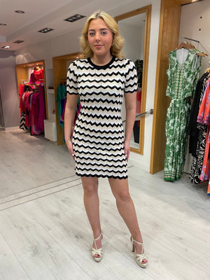 Smashed Lemon Knit Zig Zag Knit White Dress