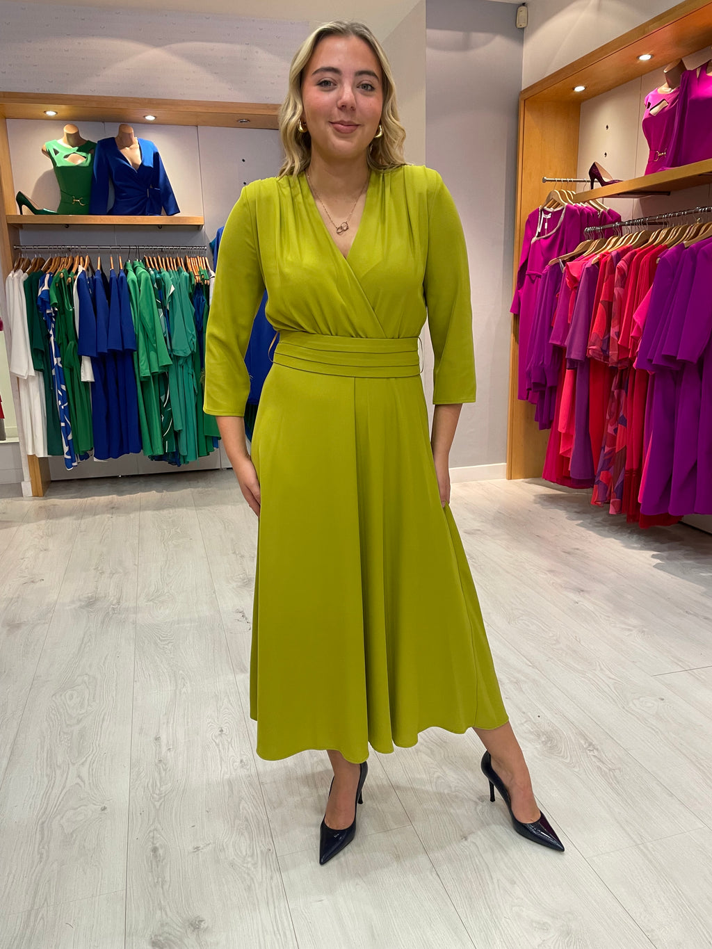 Rolemode Olive Belt Dress