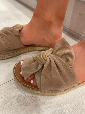 Viguera Beige Suede Slider