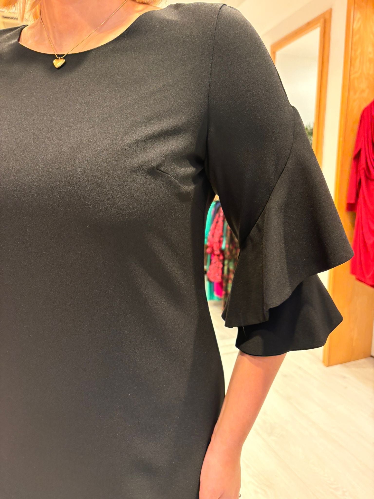 Moncho Heredia Black Ruffle-Sleeve Shift Dress